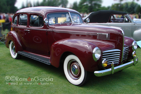 1940 Hudson Series 44 Sedan